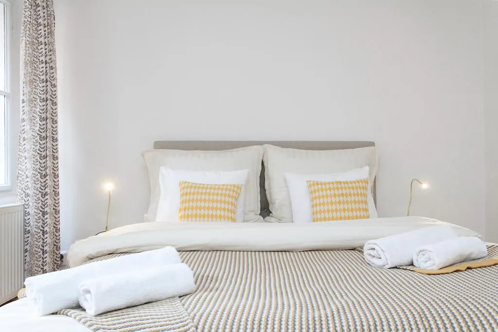 Royal View Apartments Prag