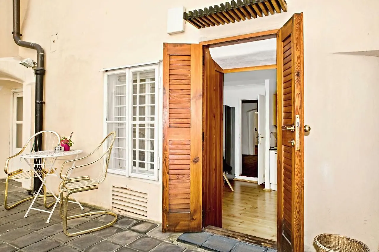 Royal View Apartments Prag
